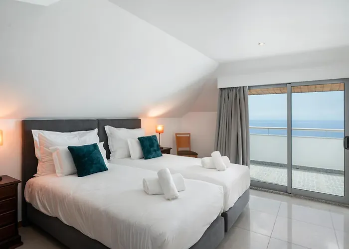 Ourmadeira - Atlantic Sunset * פונשל